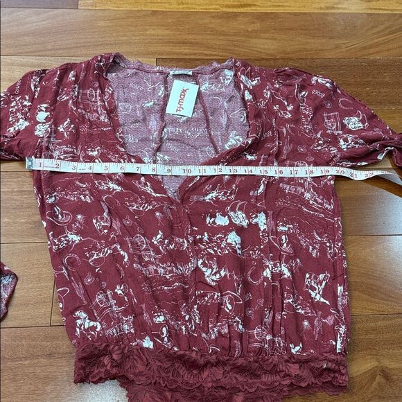 NWT Free People Intimately Everythings rosy bodysuit In Western Print size SP - Picture 11 of 14